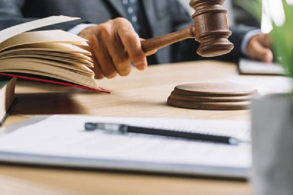 Direito de Família, Órfãos e Sucessões